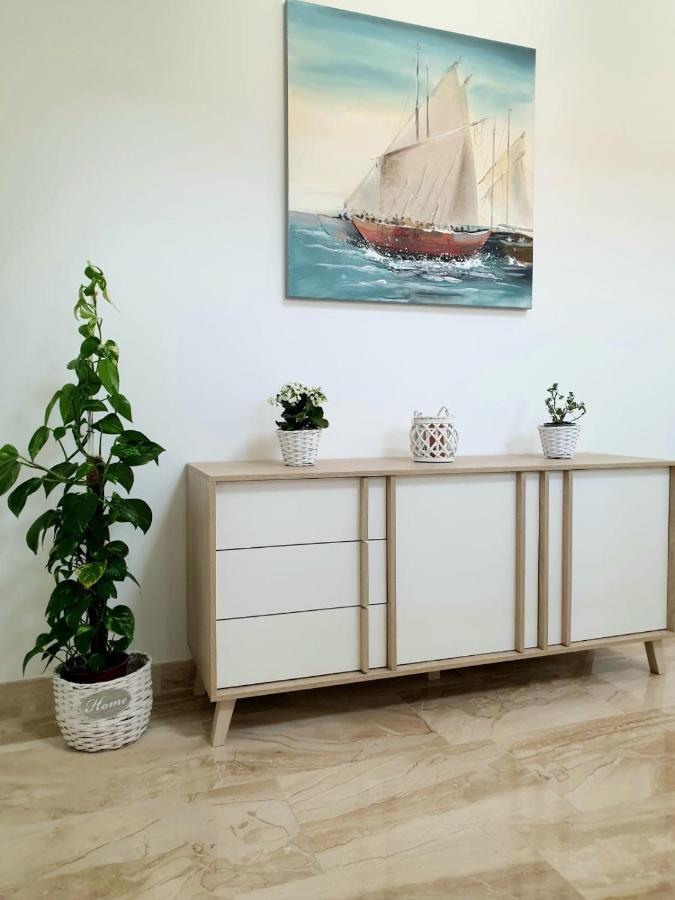 Apartment Sara Kaštela Esterno foto